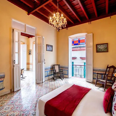 Hostal Balcones Muralla-3